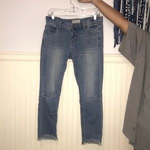 FREE PEOPLE LOW RISE DISTRESSED SKINNY JEANS